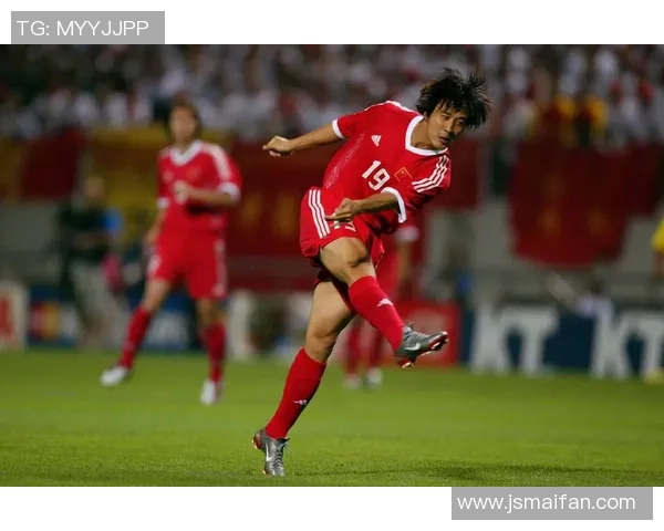 中国足球15号球星：从绿茵场到世界舞台的崛起与荣耀